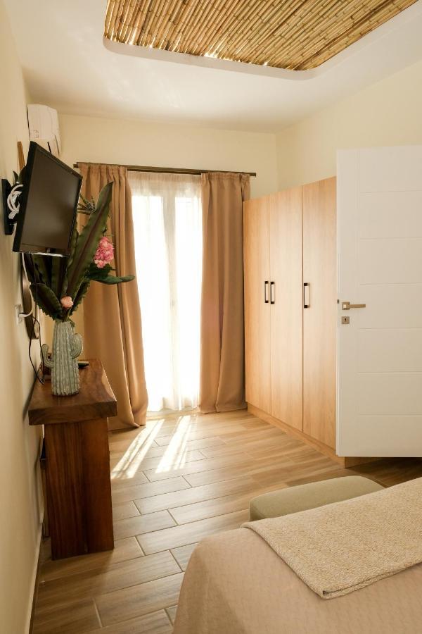 Residence By Georgia Studios Fira  Zewnętrze zdjęcie