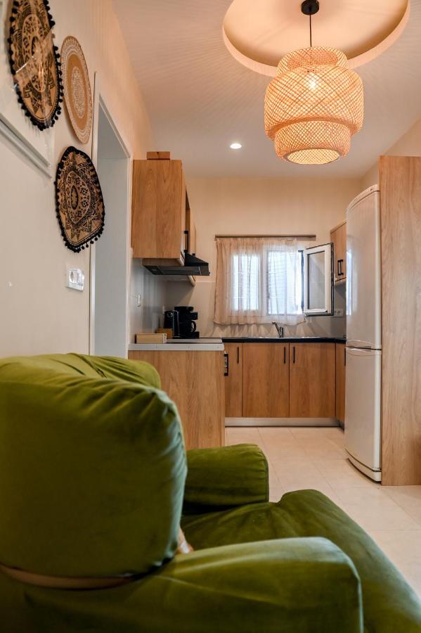 Residence By Georgia Studios Fira  Zewnętrze zdjęcie