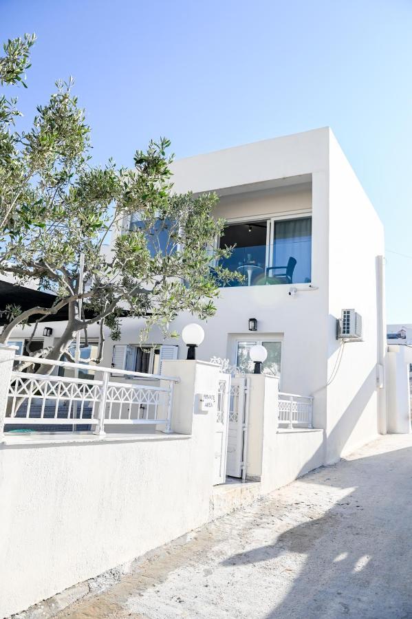 Residence By Georgia Studios Fira  Zewnętrze zdjęcie